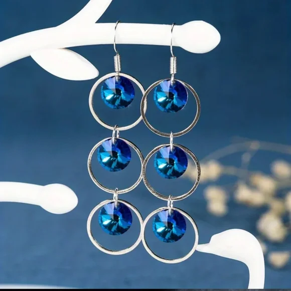 Y2K Retro Ethnic Style Hollow Circle With Blue Disc Dangle Earrings. - Picture 6 of 6
